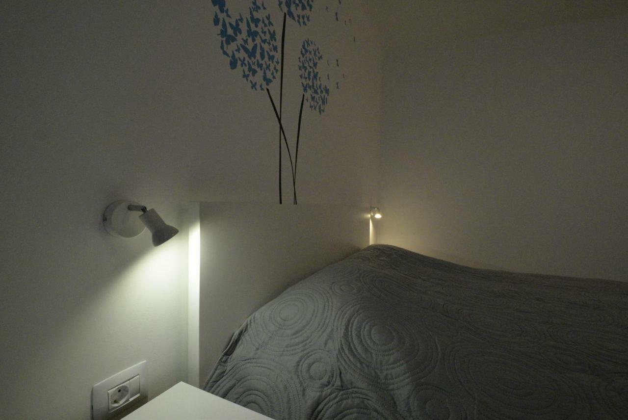 Apartments And Rooms Oliva Đảo Đảo Cres Ngoại thất bức ảnh