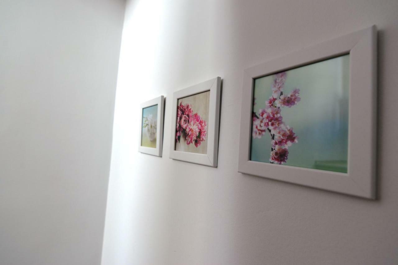 Apartments And Rooms Oliva Đảo Đảo Cres Ngoại thất bức ảnh